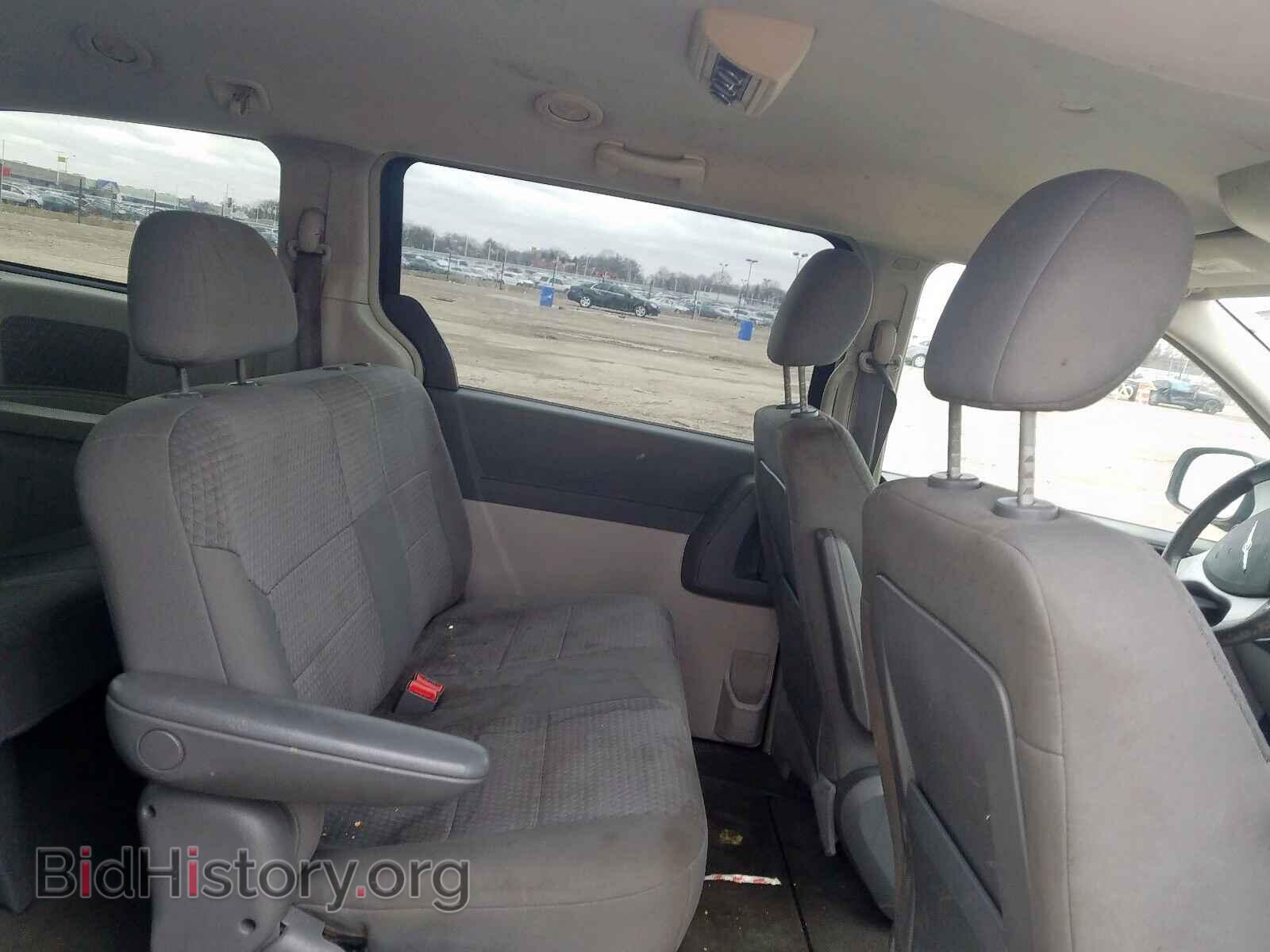 2008 CHRYSLER TOWN & COU - VIN: 2A8HR44H18R819979 - Фото 6