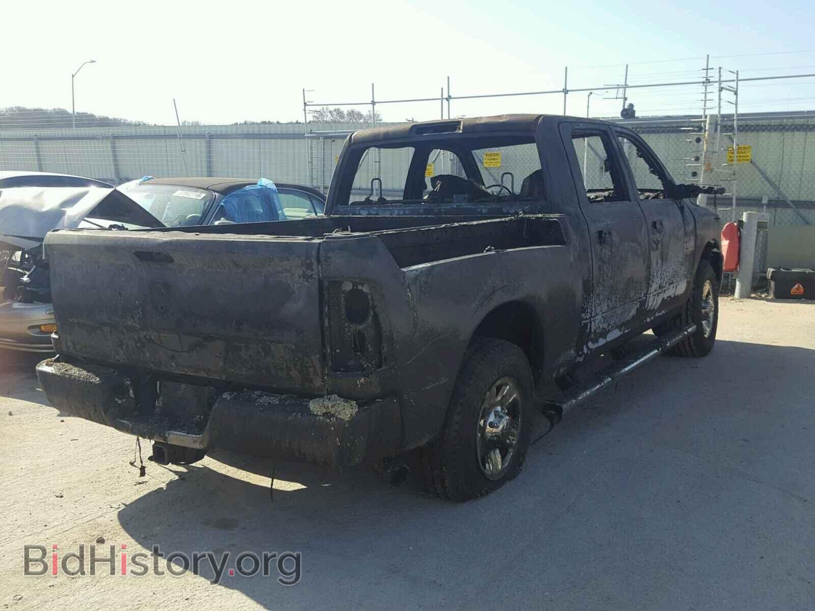 2018 RAM 2500 ST - VIN: 3C6UR5CL1JG244321 - Фото 4