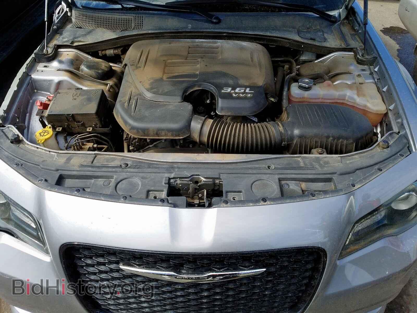 2017 CHRYSLER 300 - VIN: 2C3CCABG2HH616055 - Фото 7