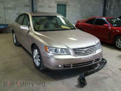 2008 Hyundai AZERA Azera SE/L, gold — VIN KMHFC46F28A264763, Copart