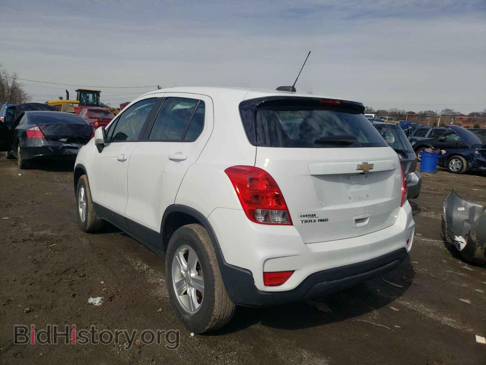 2017 CHEVROLET TRAX - VIN: 3GNCJNSB4HL195130 - Фото 3