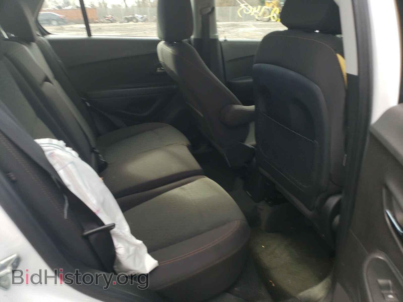 2017 CHEVROLET TRAX - VIN: 3GNCJNSB4HL195130 - Фото 6