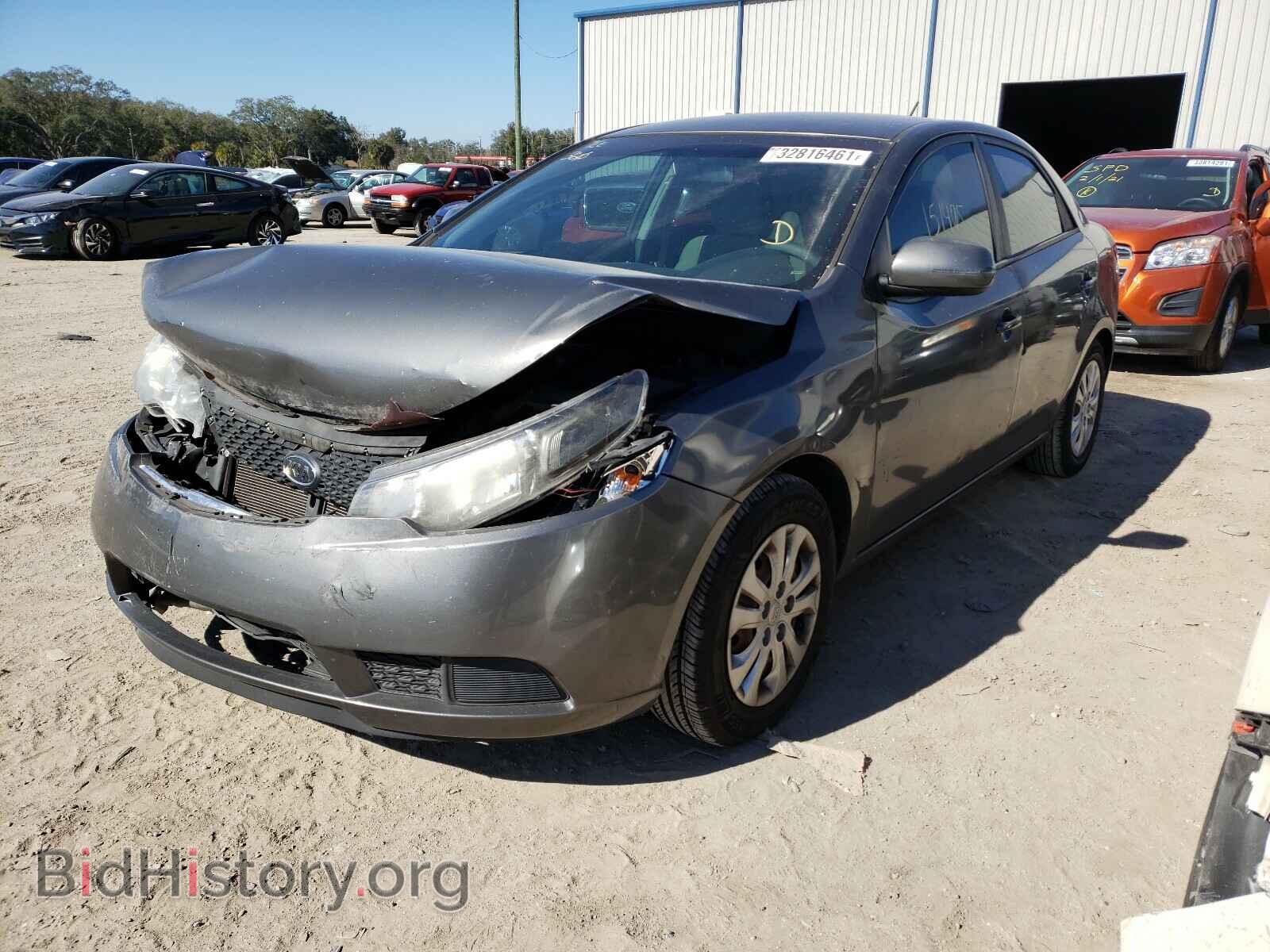 2013 KIA FORTE - VIN: KNAFU4A24D5736208 - Фото 2