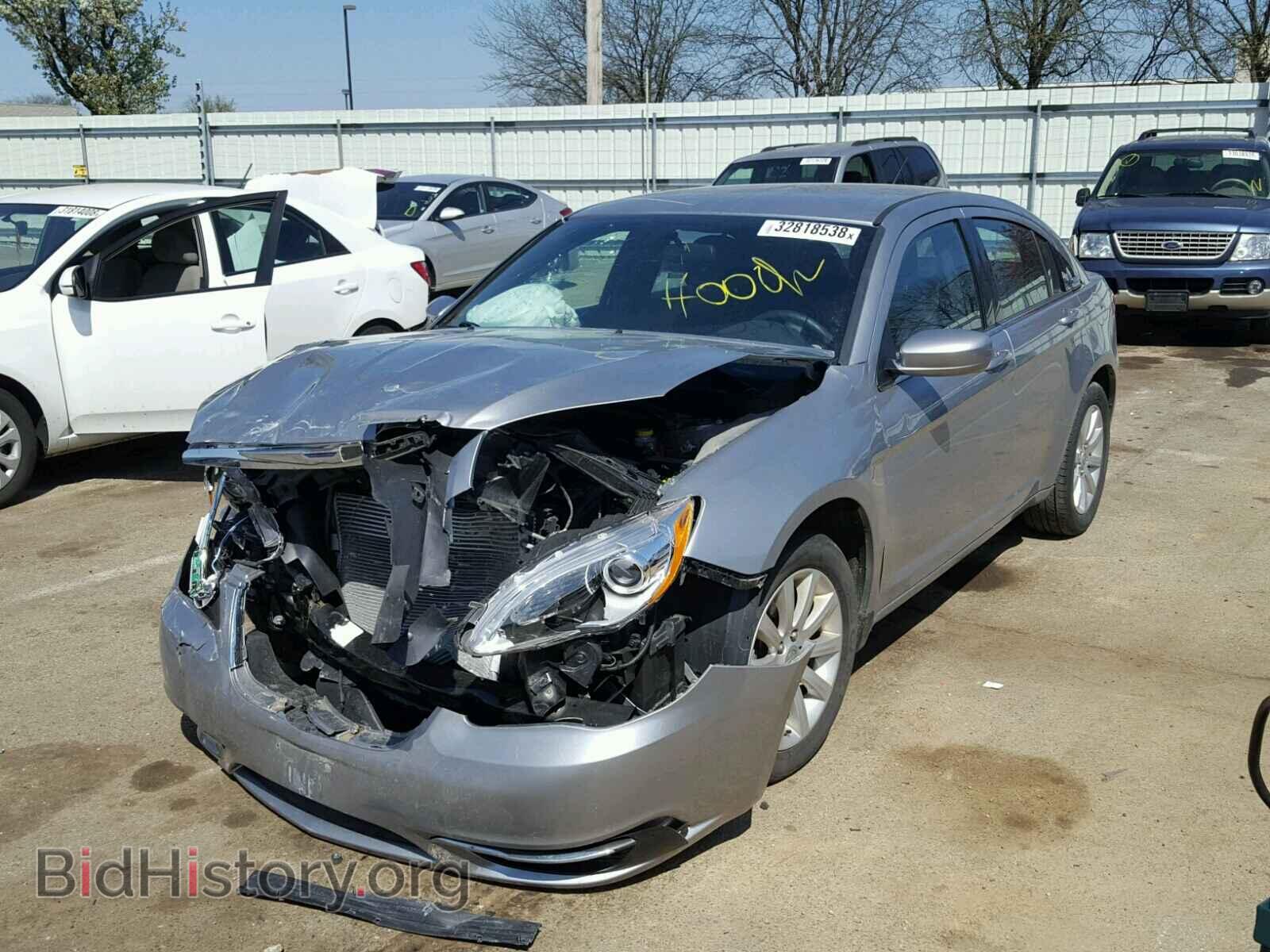 2014 CHRYSLER 200 - VIN: 1C3CCBBB1EN183390 - Фото 2