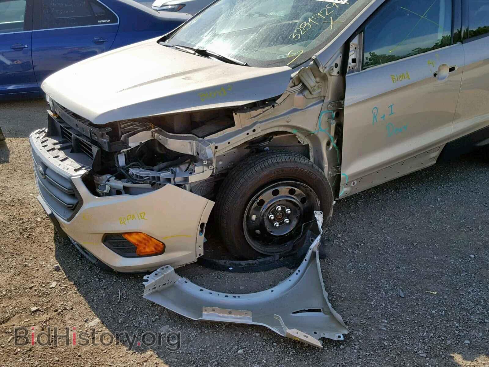 2017 FORD ESCAPE S - VIN: 1FMCU0F72HUB29833 - Фото 9