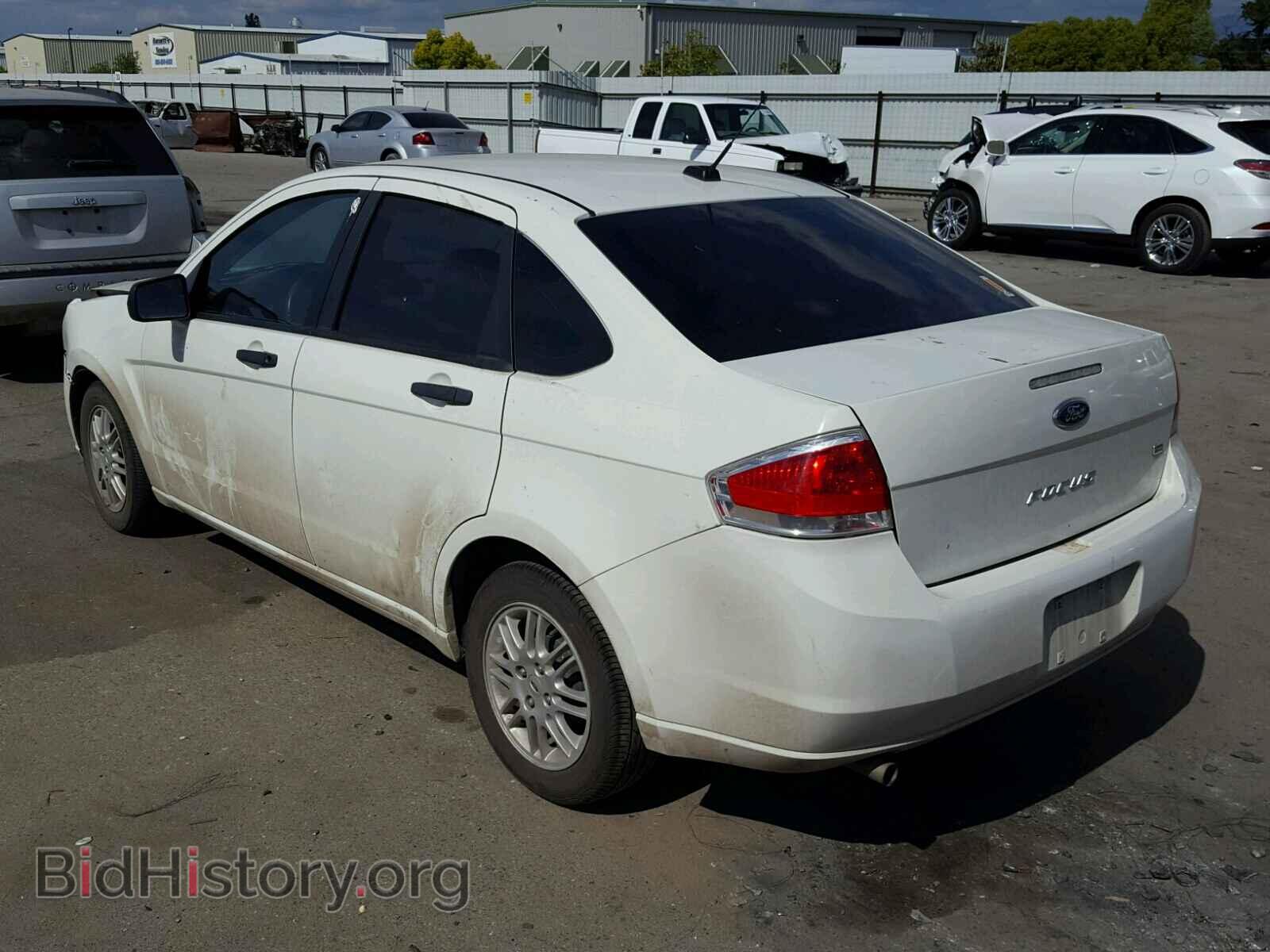 2011 FORD FOCUS - VIN: 1FAHP3FN4BW103804 - Фото 3