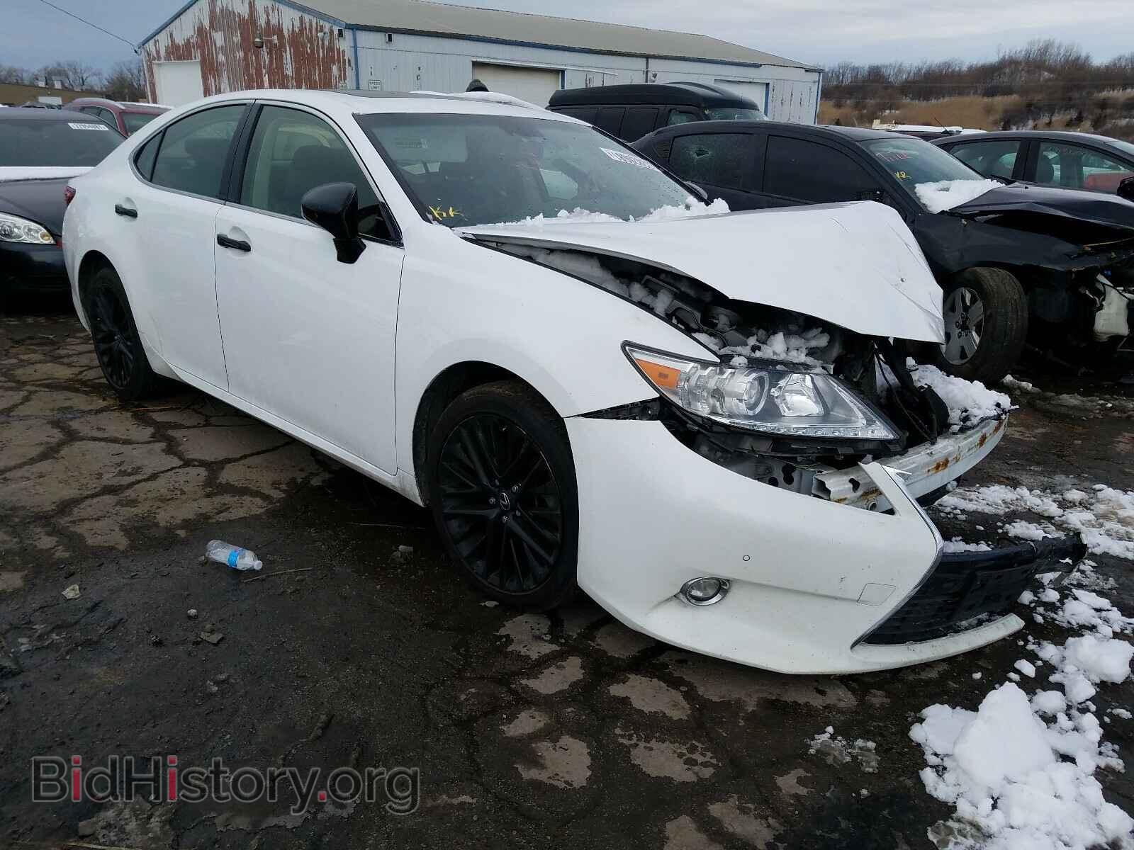 Фотография JTHBK1GG8F2176768 - LEXUS ES350 2015