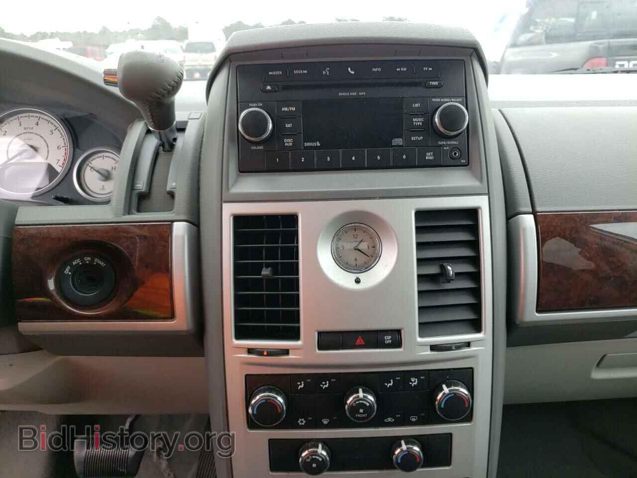 2010 CHRYSLER MINIVAN - VIN: 2A4RR5D10AR288889 - Фото 9