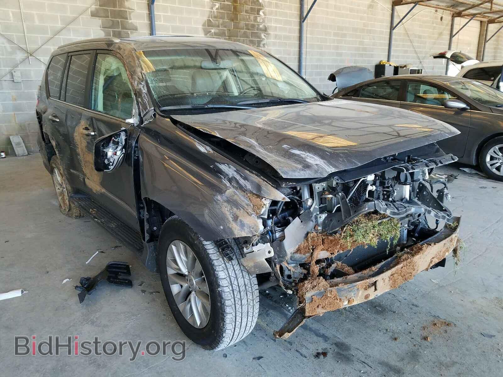 Фотография JTJBM7FX6H5153052 - LEXUS GX 2017