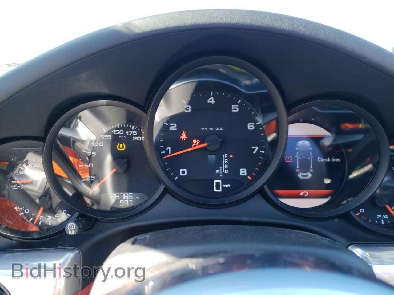 2017 PORSCHE 911 - VIN: WP0CB2A95HS154834 - Фото 8