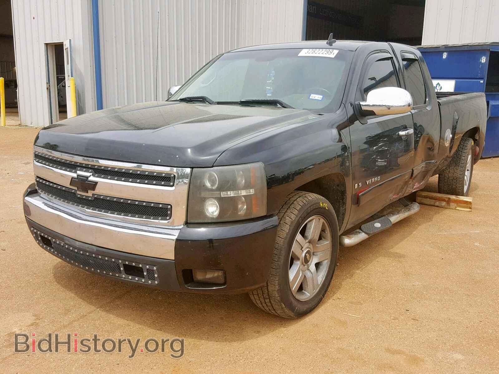 2007 CHEVROLET SILVERADO - VIN: 2GCEC19JX71611182 - Фото 2