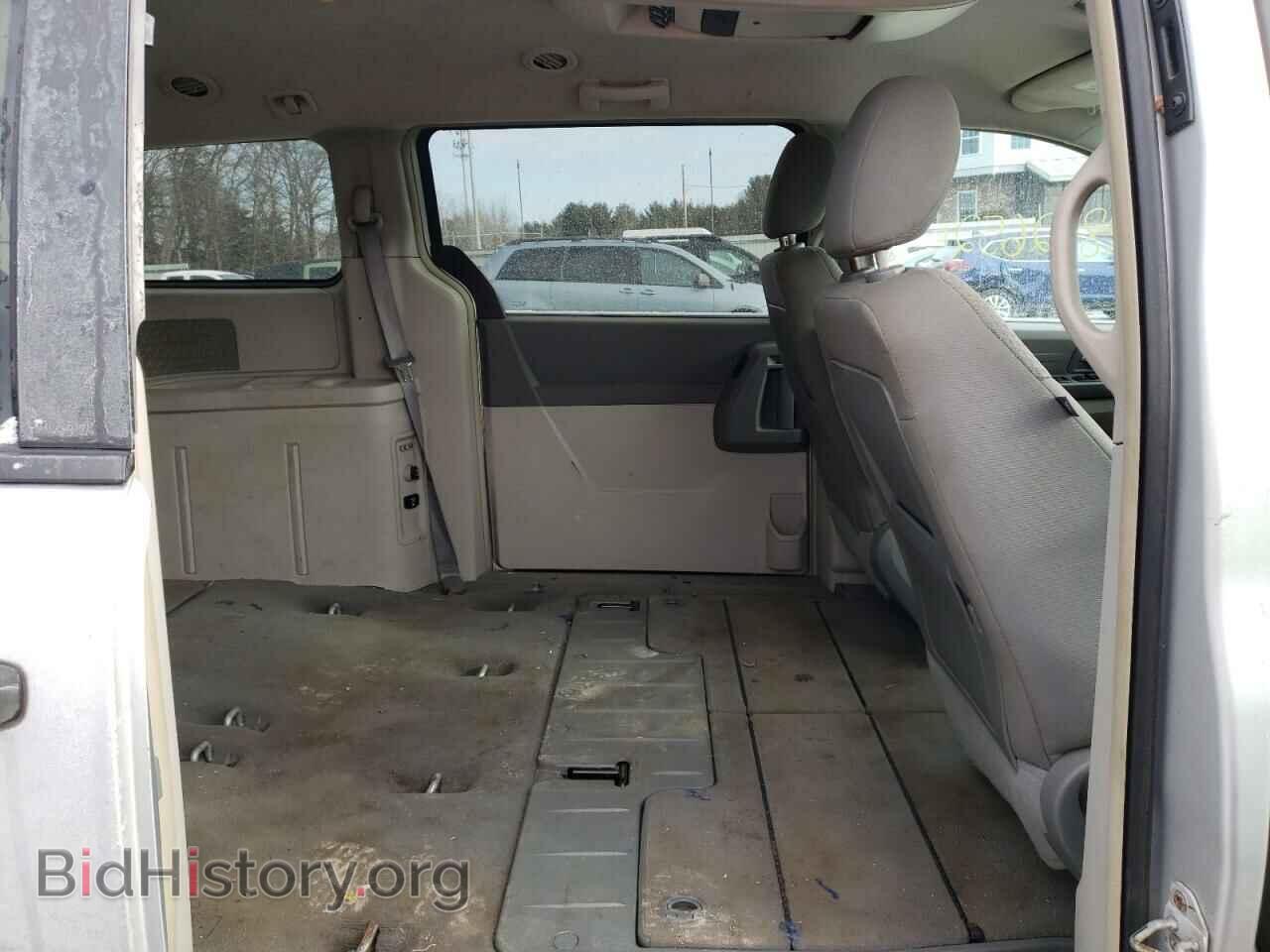 2008 CHRYSLER MINIVAN - VIN: 2A8HR44H58R773069 - Фото 6
