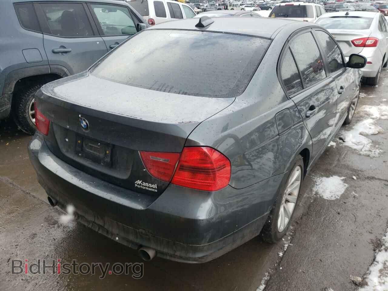 2009 BMW 3 SERIES - VIN: WBAPL33569A404472 - Фото 4