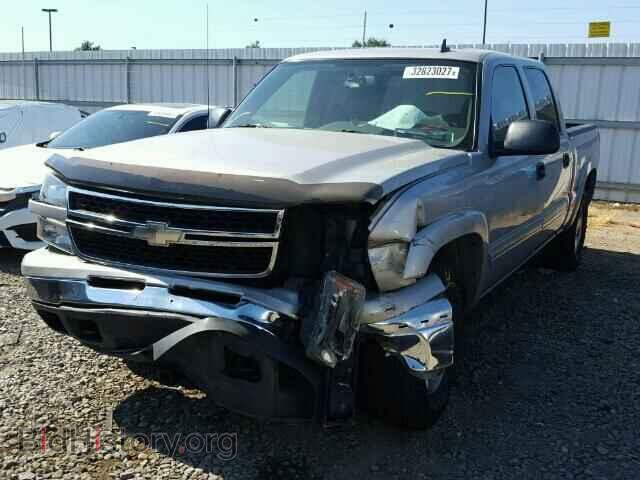 2006 CHEVROLET SILVERADO - VIN: 2GCEK13T761155718 - Фото 2