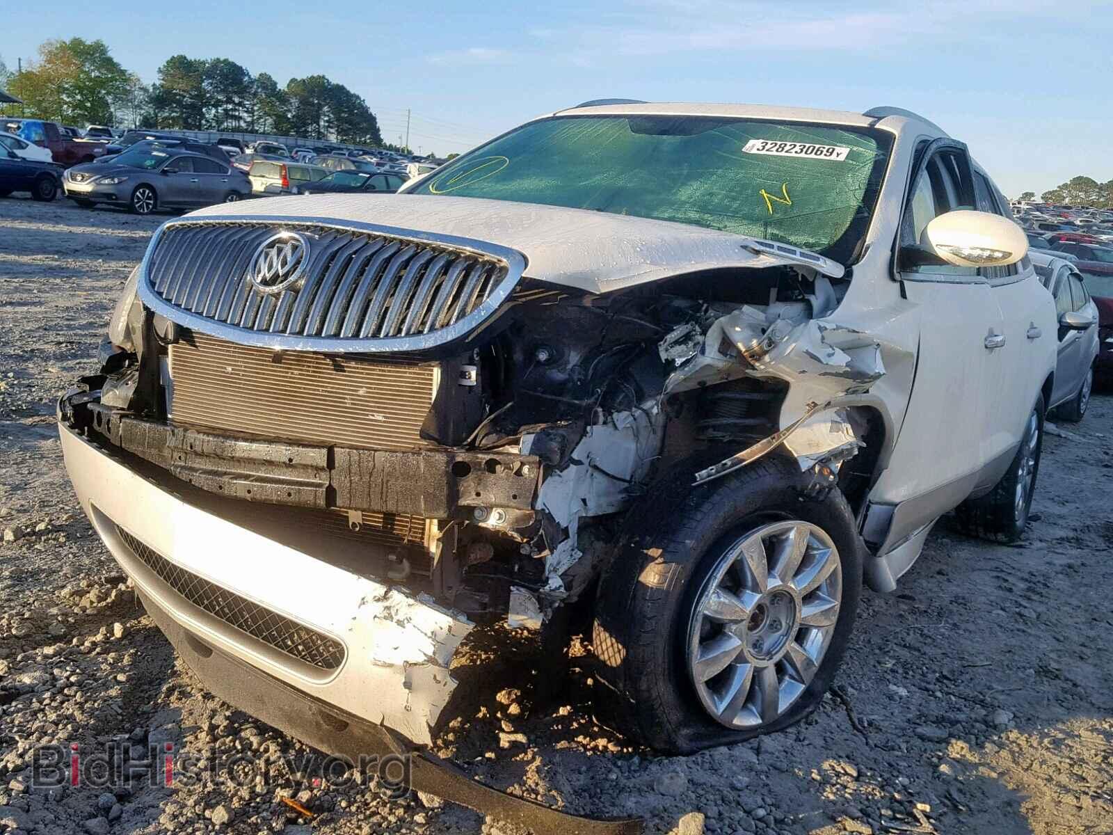 2012 BUICK ENCLAVE - VIN: 5GAKRCED7CJ222143 - Photo 2