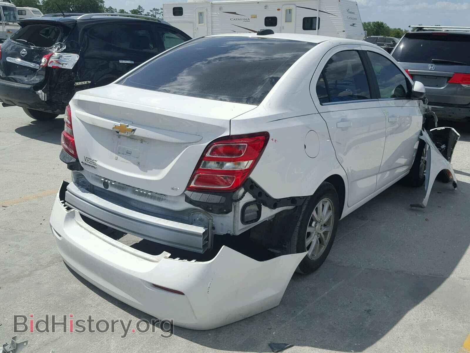 2017 CHEVROLET SONIC - VIN: 1G1JD5SH2H4112711 - Фото 4
