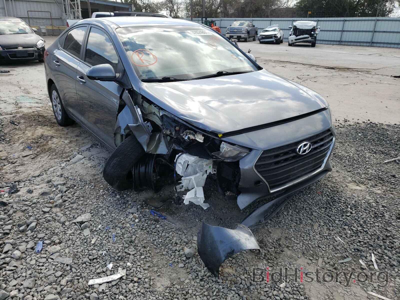 Photo 3KPC24A3XJE007134 - HYUNDAI ACCENT 2018