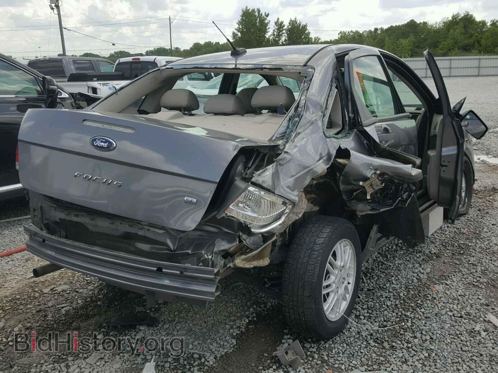 2011 FORD FOCUS - VIN: 1FAHP3FN2BW141550 - Фото 4