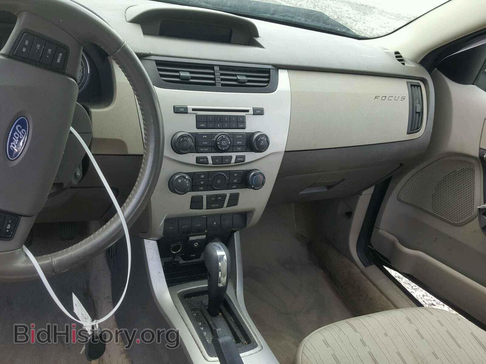 2011 FORD FOCUS - VIN: 1FAHP3FN2BW141550 - Фото 9