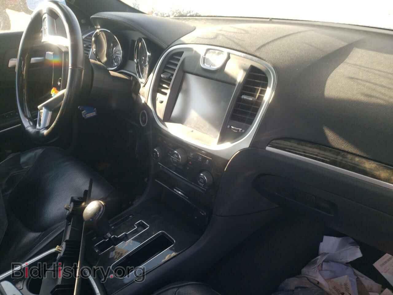 2011 CHRYSLER 300 - VIN: 2C3CA6CTXBH530031 - Фото 10