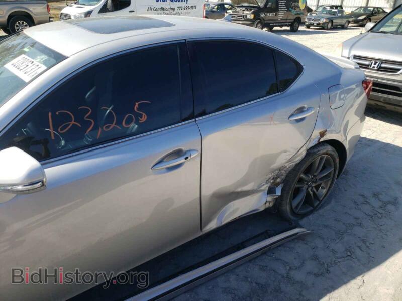 2011 Lexus IS (VIN JTHBF5C22B5130741) — photo 9 of 10