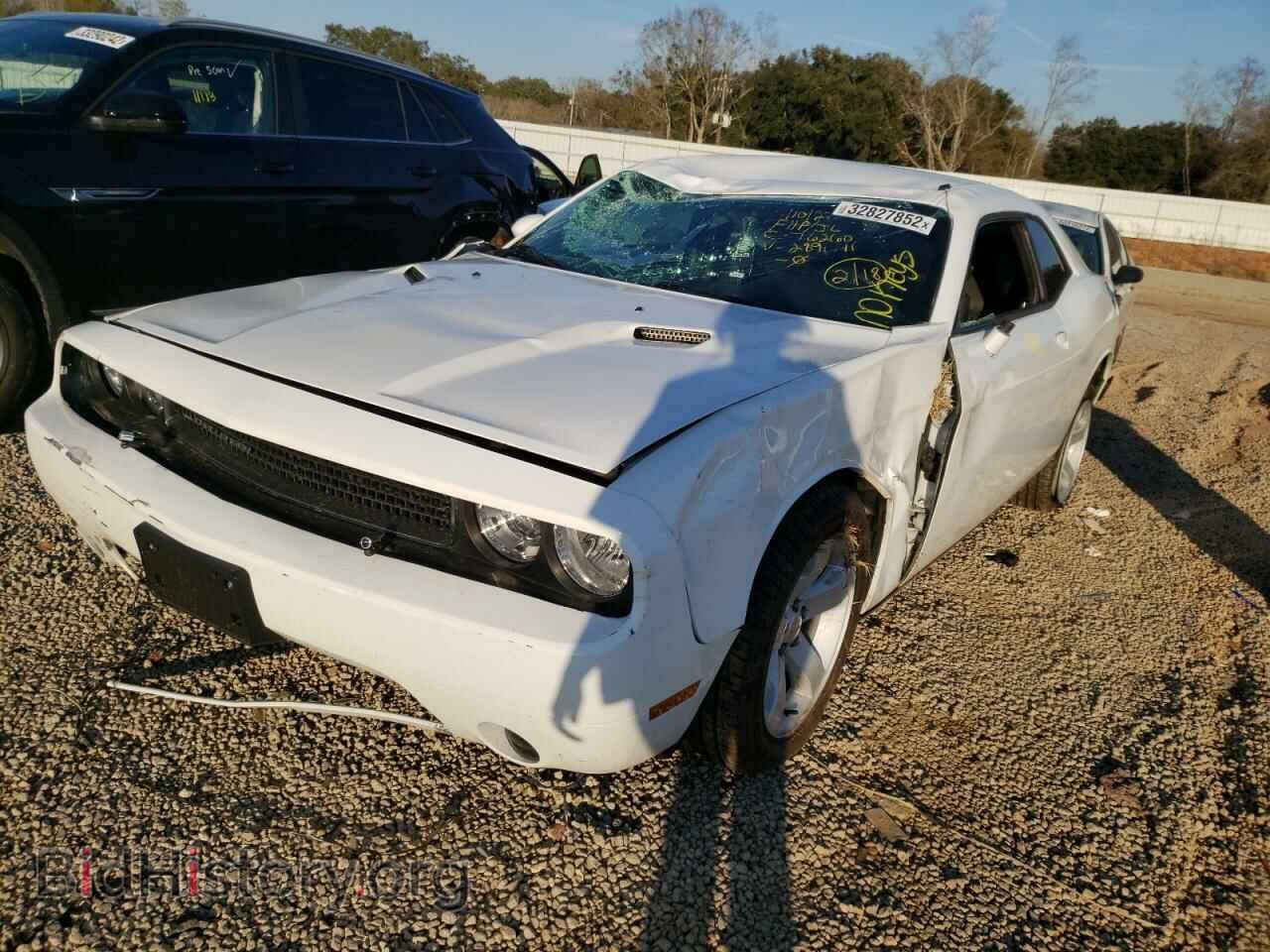 2014 DODGE CHALLENGER - VIN: 2C3CDYAG7EH289641 - Фото 2