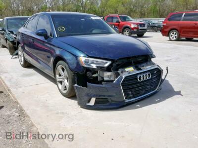 2018 Audi A3 A3 Premium, синий — VIN WAUAUGFF5J1008584, Copart