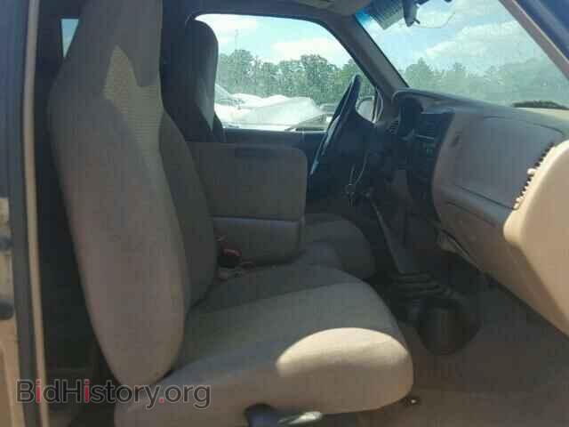 1998 MAZDA B2500 - VIN: 4F4YR16C5WTM30279 - Фото 5