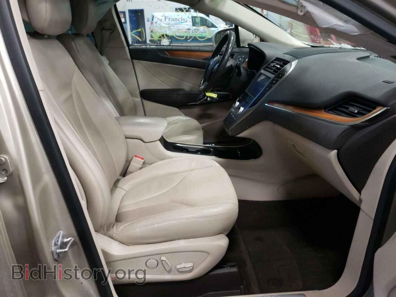 2017 LINCOLN MKC - VIN: 5LMCJ2C95HUL15552 - Photo 5