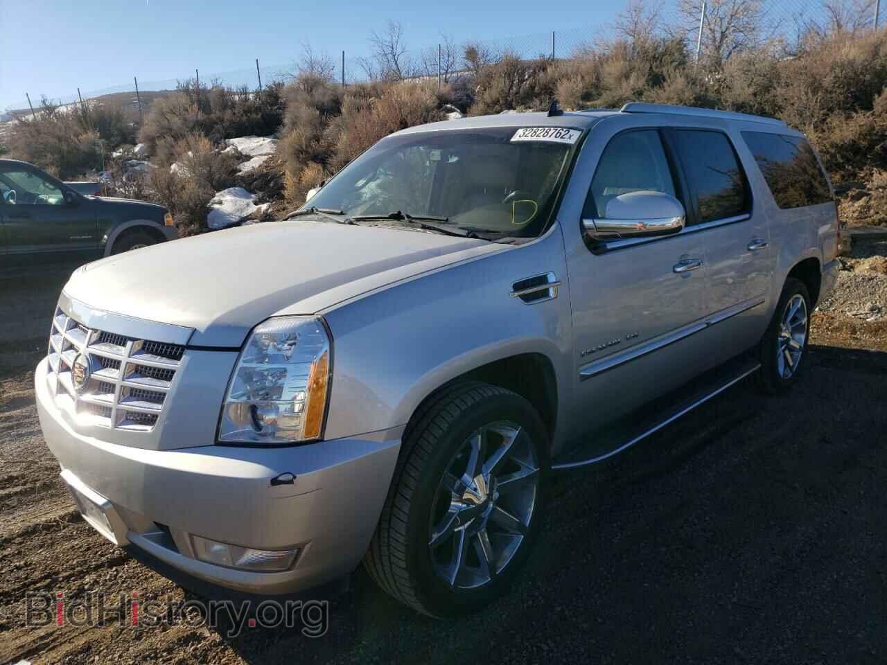 2011 CADILLAC ESCALADE - VIN: 1GYS4HEFXBR344937 - Photo 2