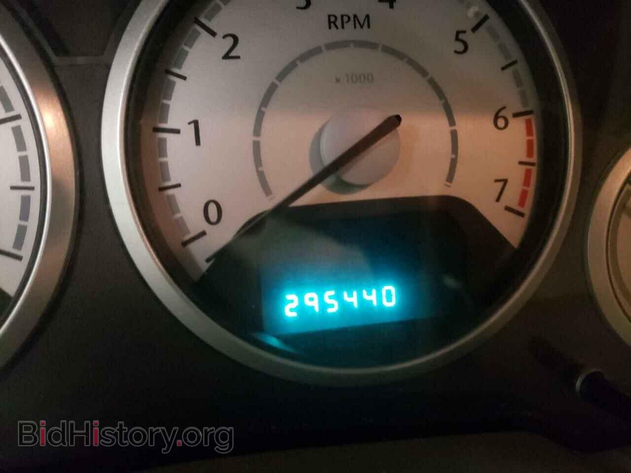 2008 CHRYSLER MINIVAN - VIN: 2A8HR44H28R730633 - Фото 8