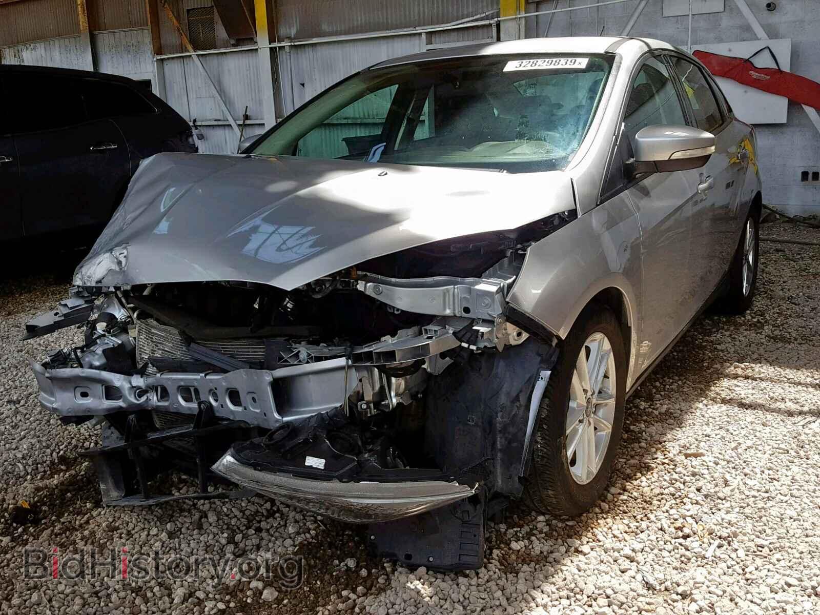 2016 FORD FOCUS SE - VIN: 1FADP3F23GL291356 - Фото 2
