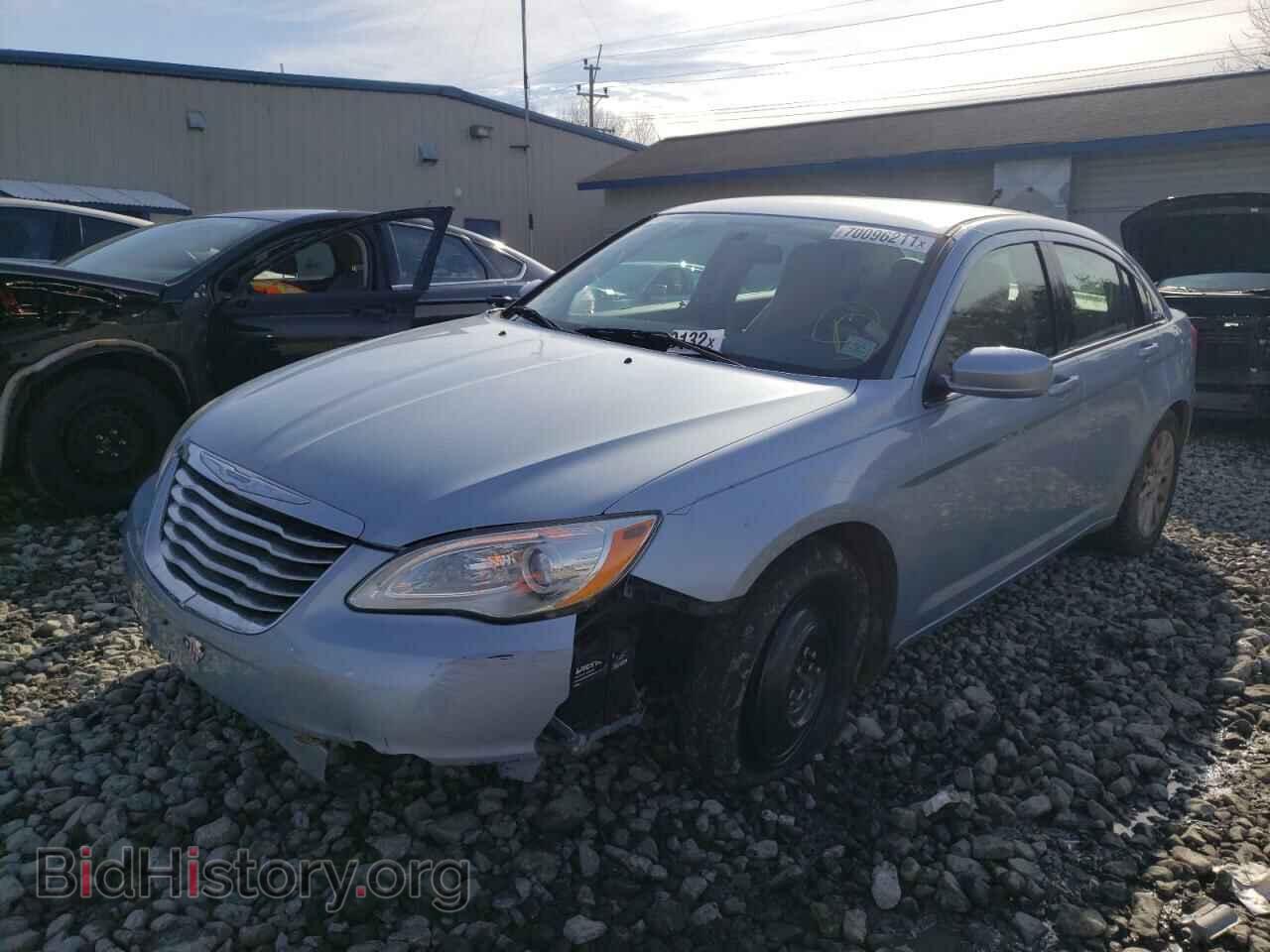 2014 CHRYSLER 200 - VIN: 1C3CCBAG1EN178560 - Фото 2