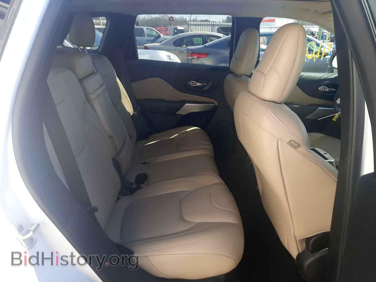 2018 JEEP CHEROKEE - VIN: 1C4PJLDB5JD561569 - Фото 6