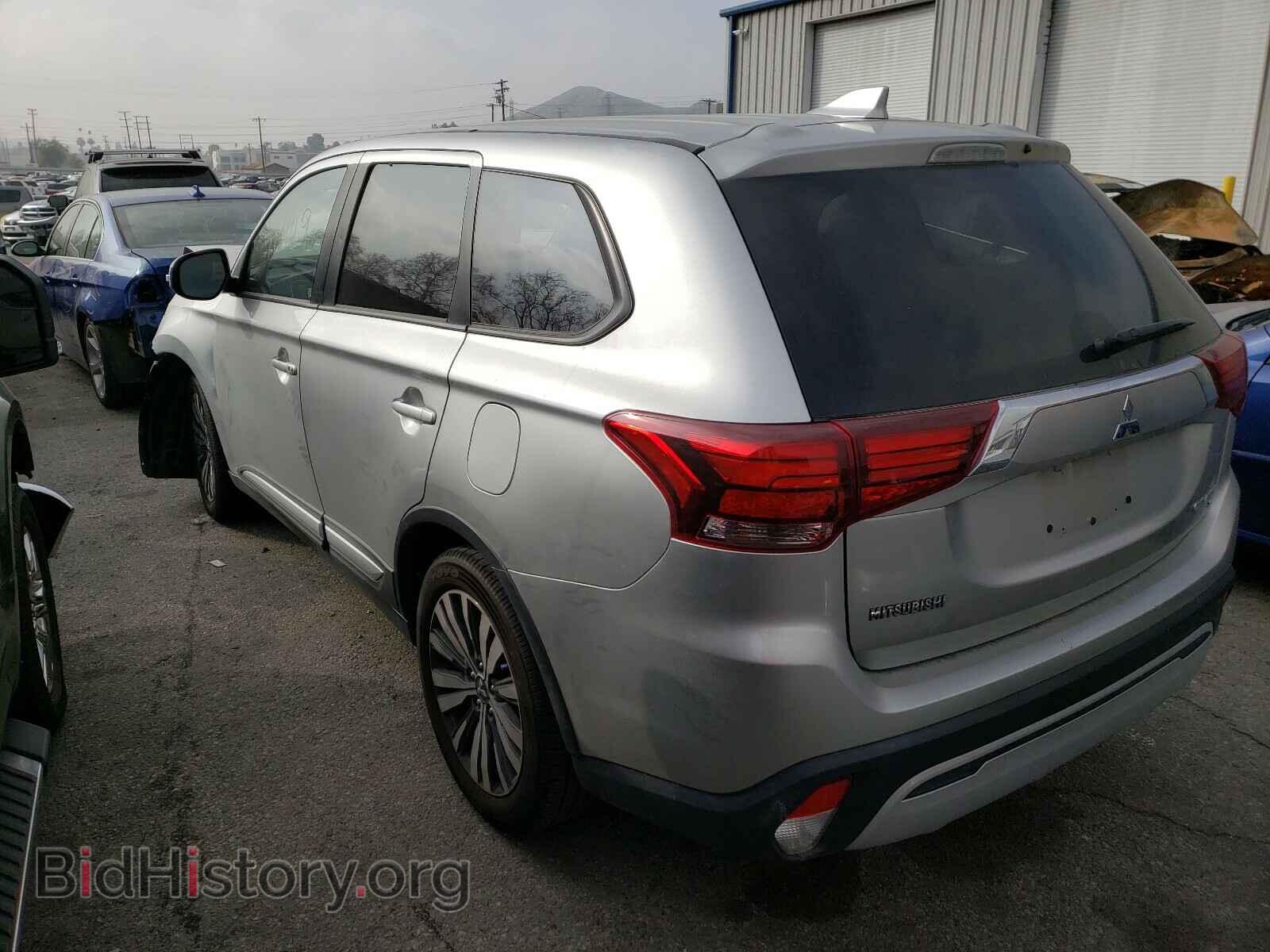 2019 MITSUBISHI OUTLANDER - VIN: JA4AD3A33KZ035143 - Фото 3