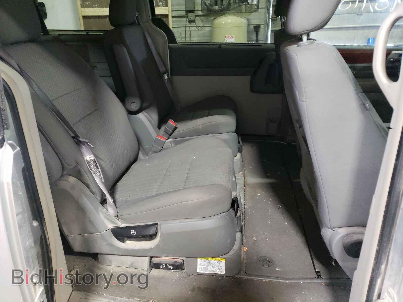 2009 CHRYSLER MINIVAN - VIN: 2A8HR54139R567484 - Фото 6