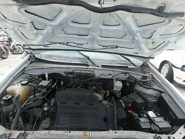 2005 MAZDA TRIBUTE - VIN: 4F2YZ04105KM65322 - Фото 7
