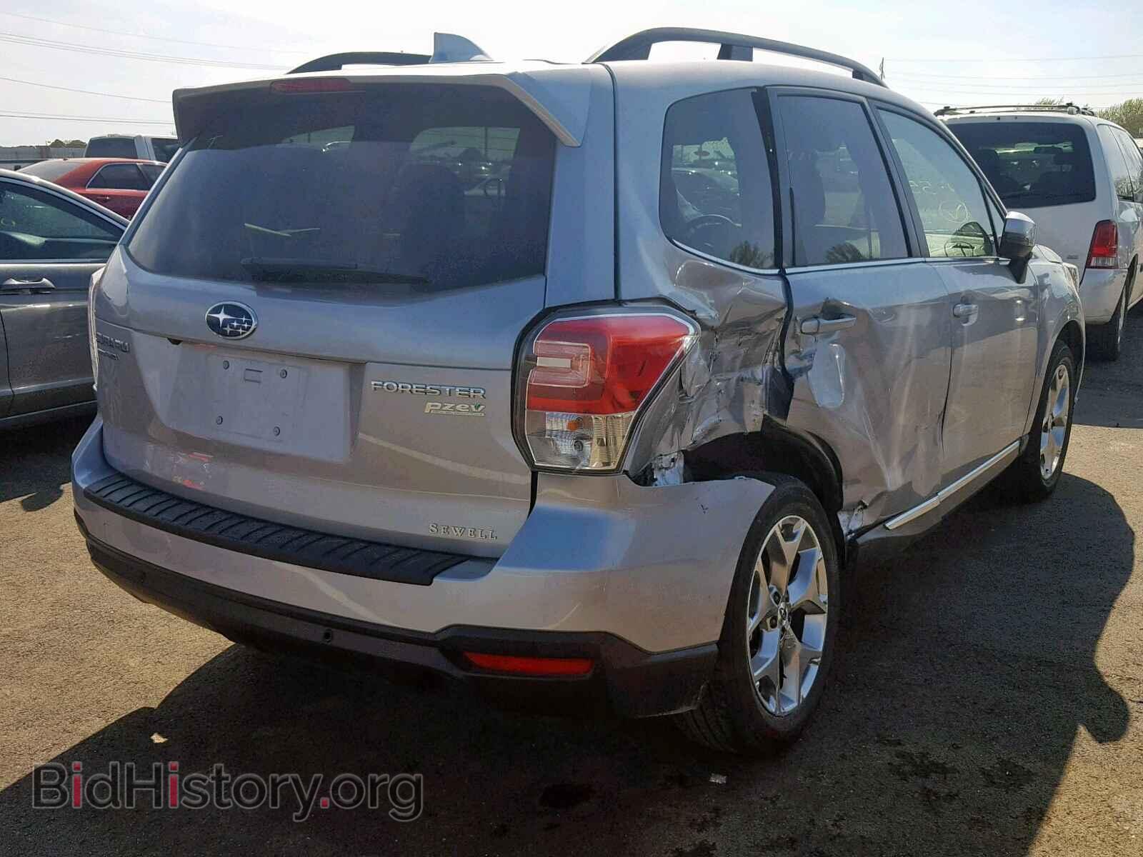 2017 SUBARU FORESTER - VIN: JF2SJAWC6HH553022 - Фото 4