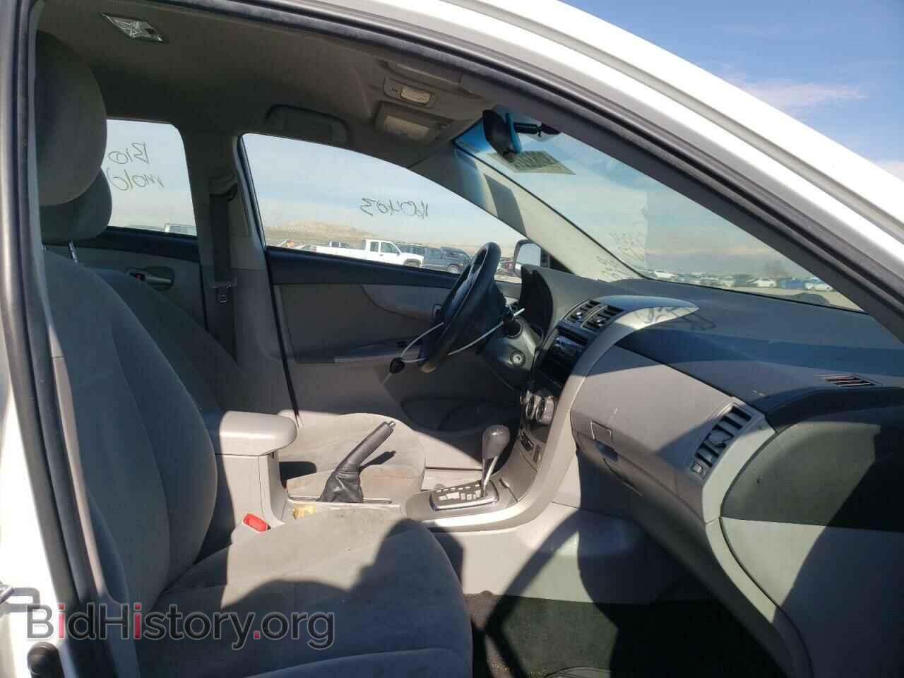 2011 TOYOTA COROLLA - VIN: 2T1BU4EE8BC584021 - Фото 5