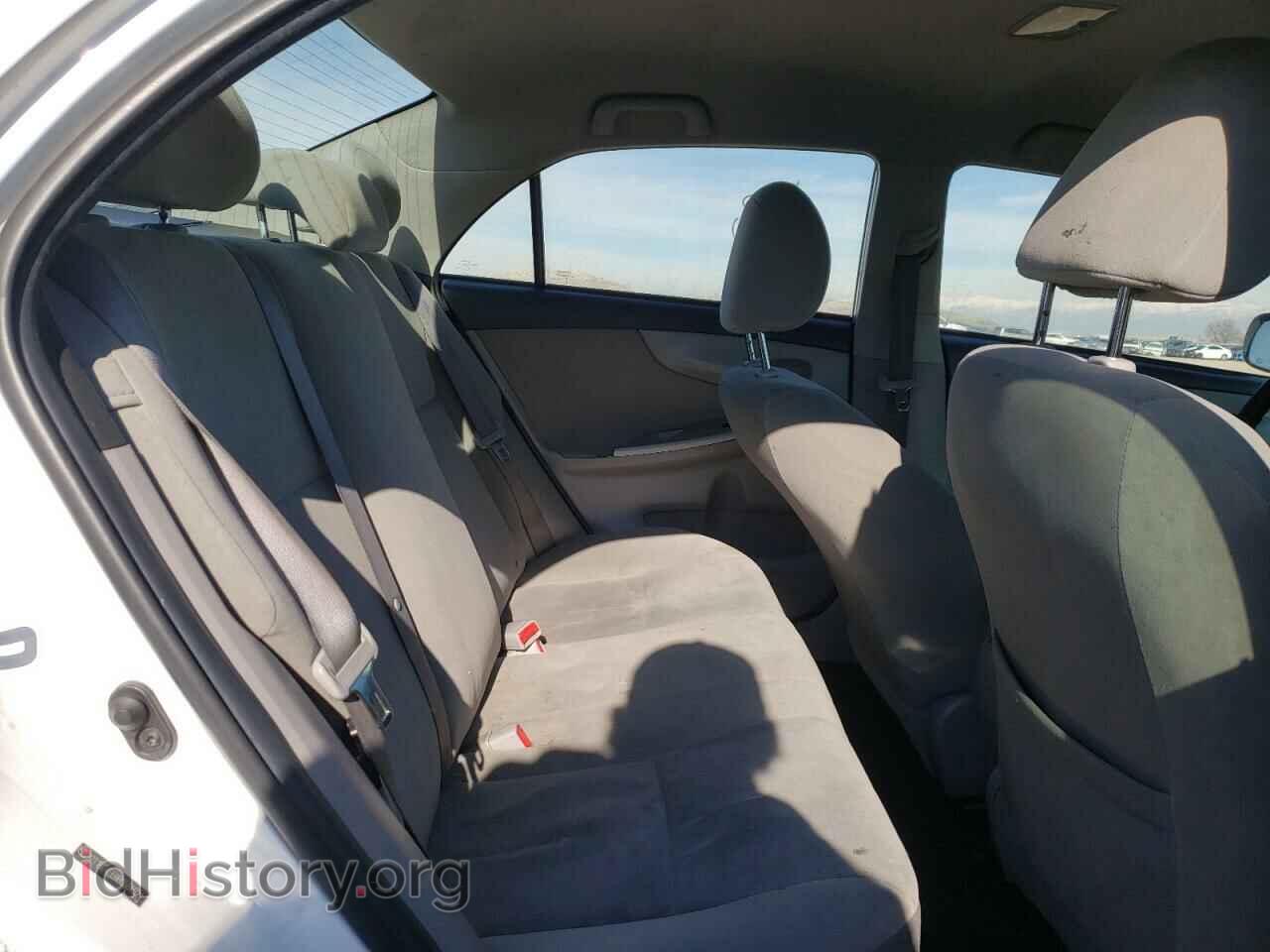 2011 TOYOTA COROLLA - VIN: 2T1BU4EE8BC584021 - Фото 6