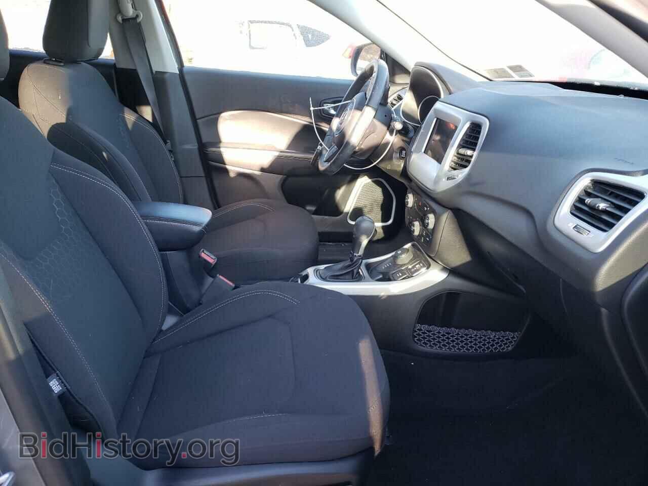 2019 JEEP COMPASS - VIN: 3C4NJDAB4KT682915 - Photo 5