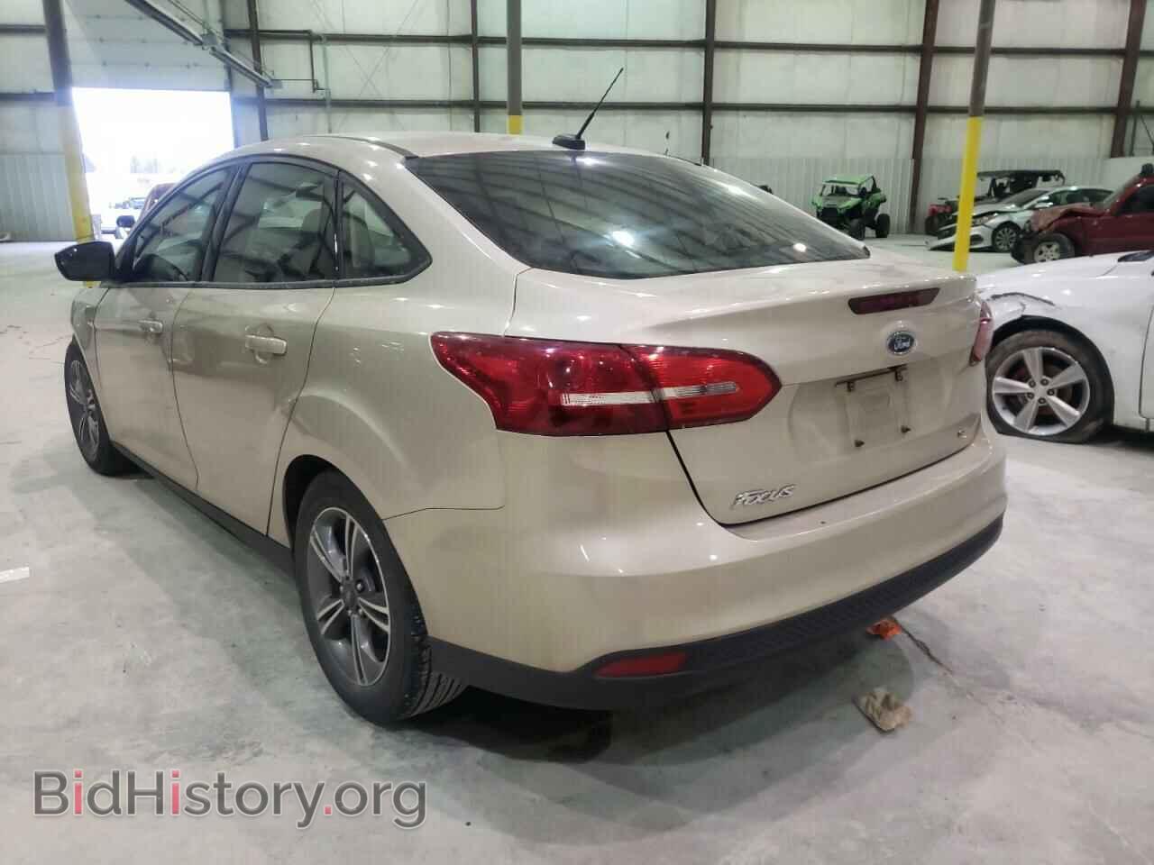 2018 FORD FOCUS - VIN: 1FADP3F22JL319218 - Фото 3
