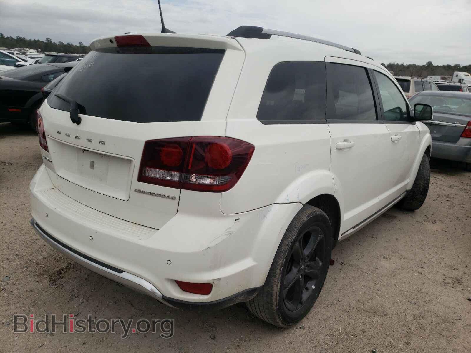 2020 DODGE JOURNEY - VIN: 3C4PDCGB8LT212759 - Фото 4