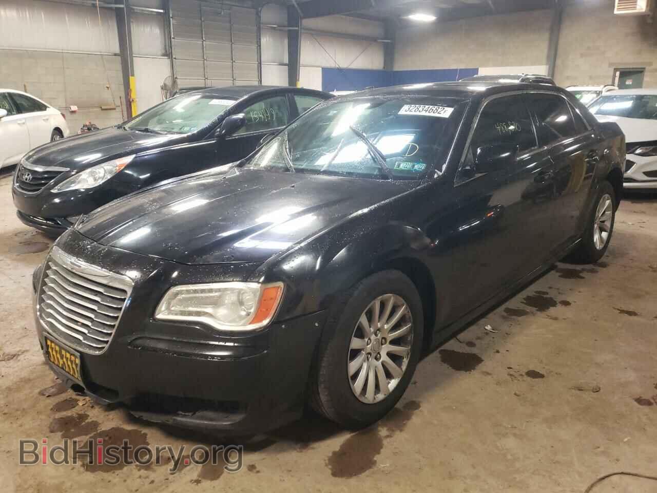 2014 CHRYSLER 300 - VIN: 2C3CCAAG6EH377994 - Фото 2