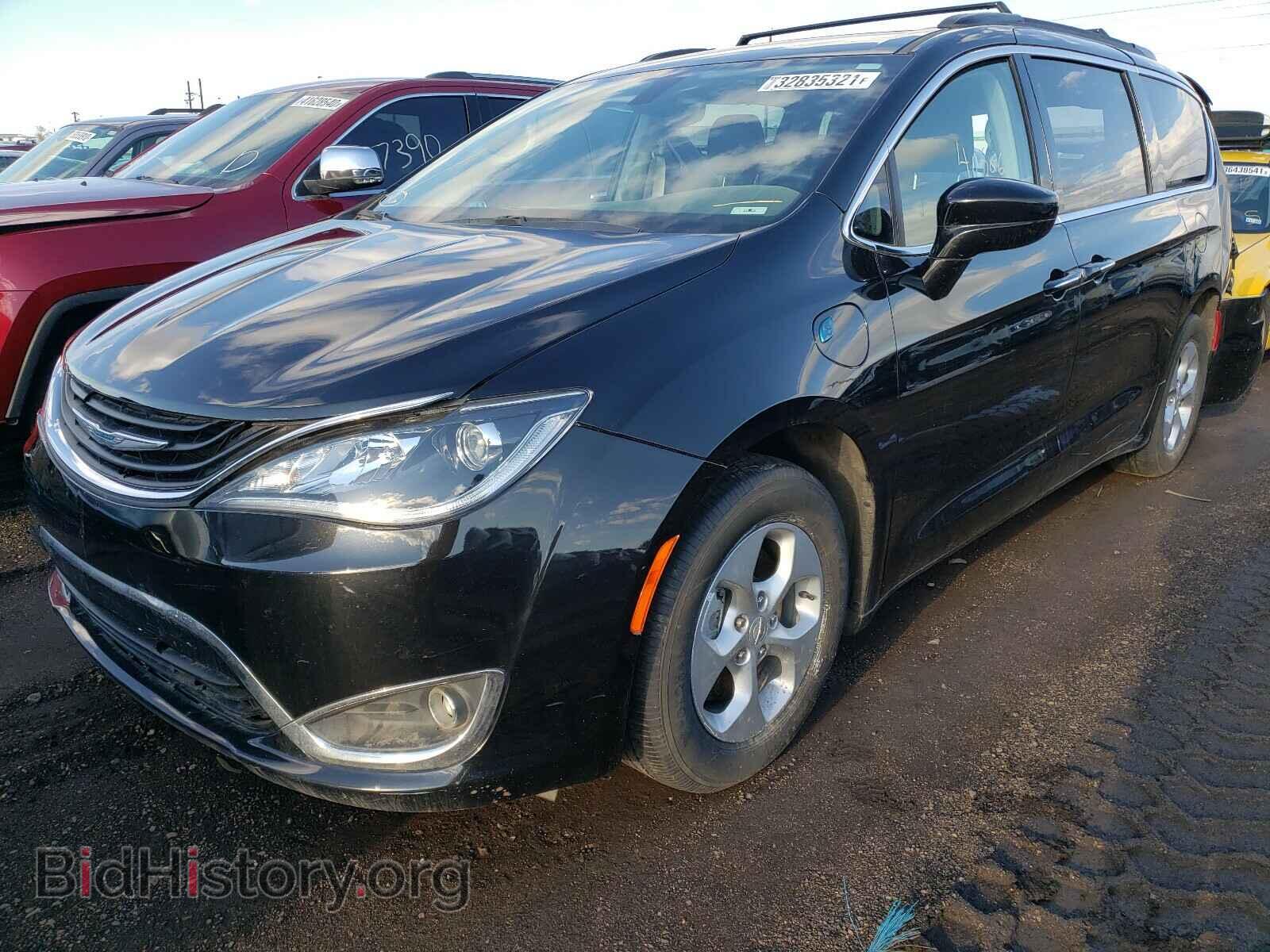 2017 CHRYSLER 200 - VIN: 2C4RC1L75HR764327 - Фото 2
