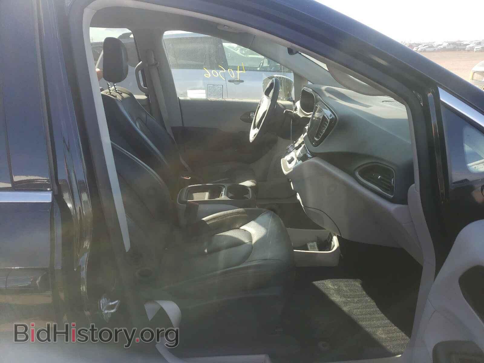 2017 CHRYSLER 200 - VIN: 2C4RC1L75HR764327 - Фото 5