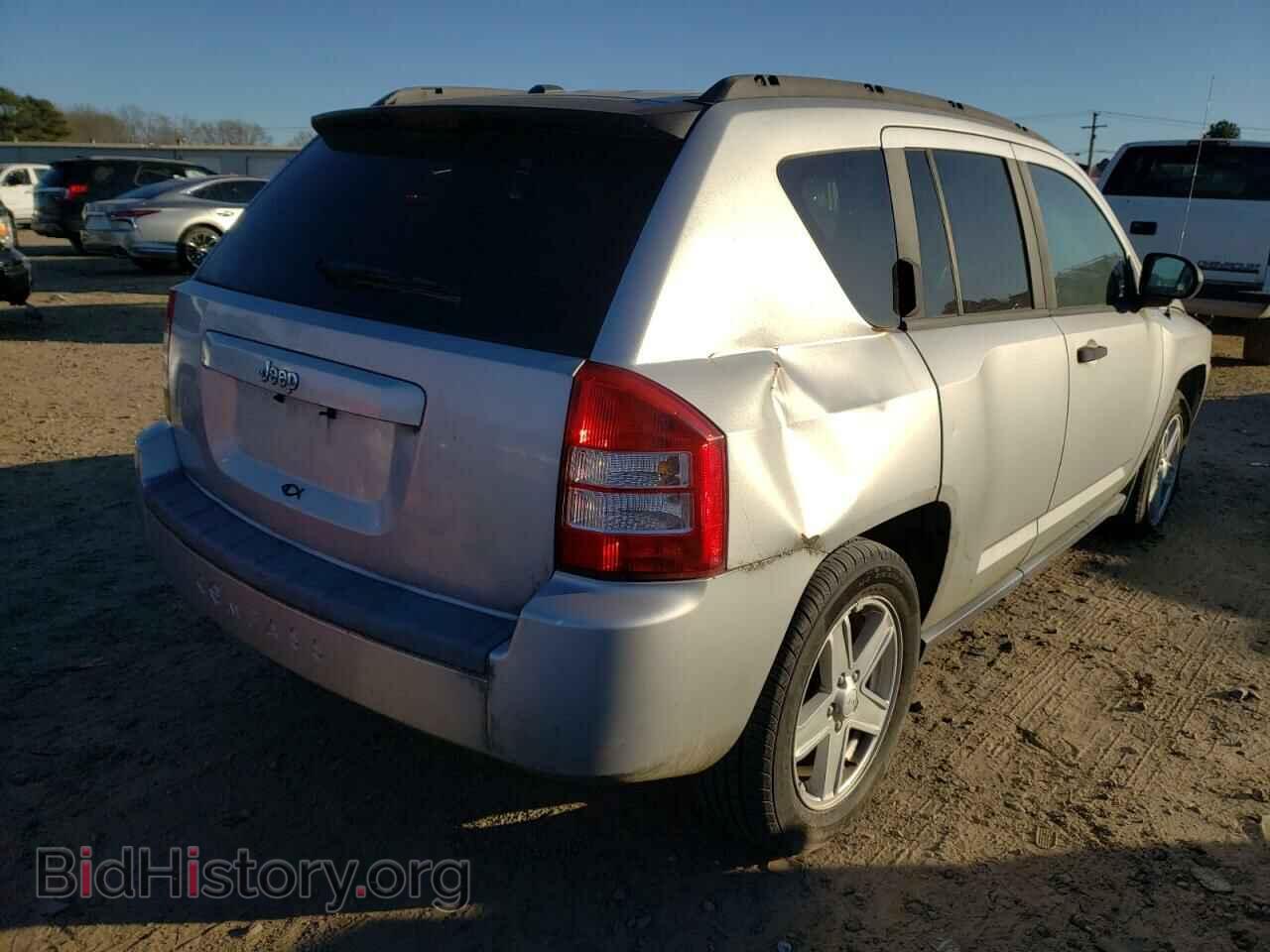 2007 JEEP COMPASS - VIN: 1J8FT47W27D273505 - Photo 4