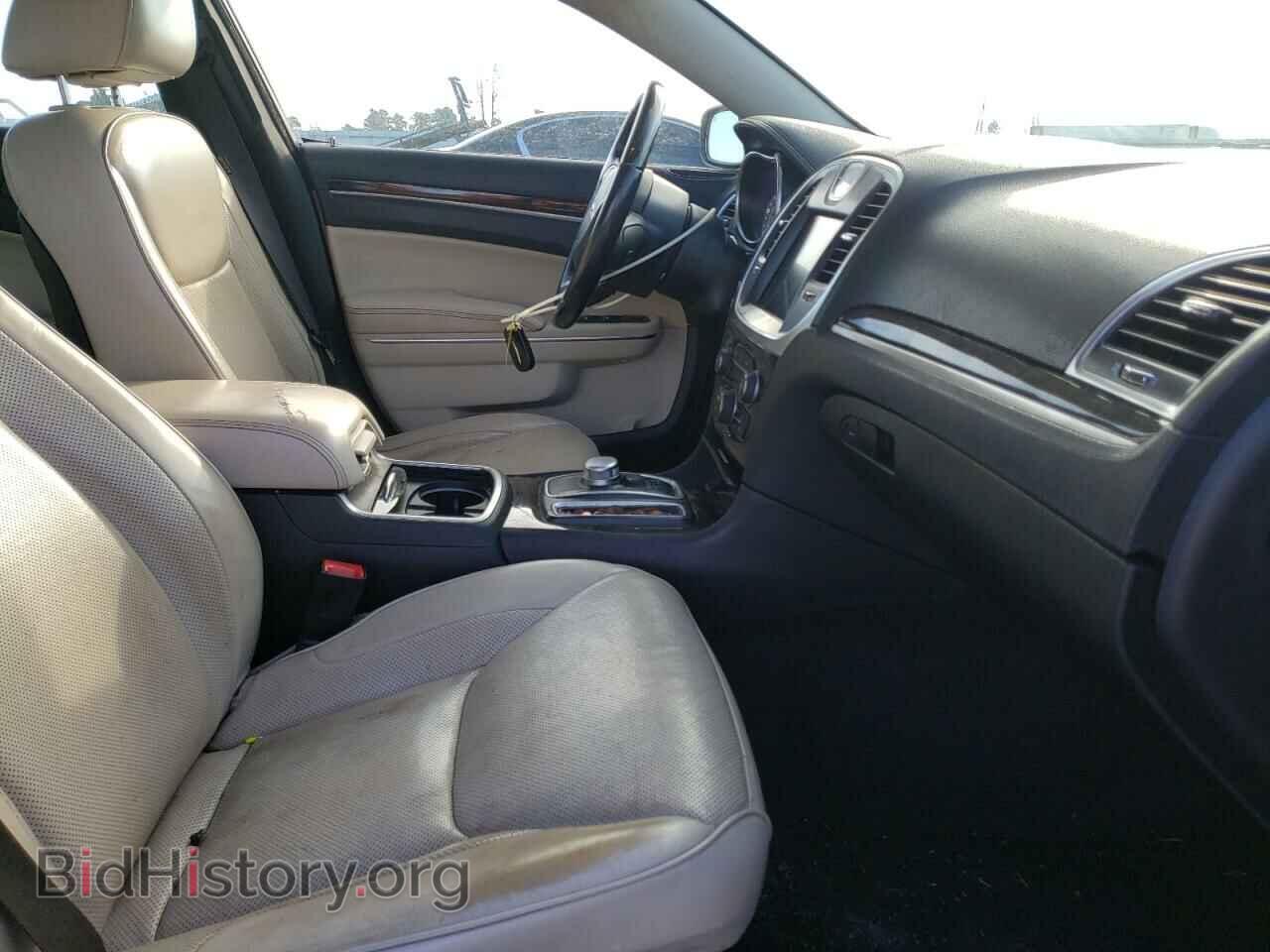 2016 CHRYSLER 300 - VIN: 2C3CCAEG1GH219821 - Фото 5