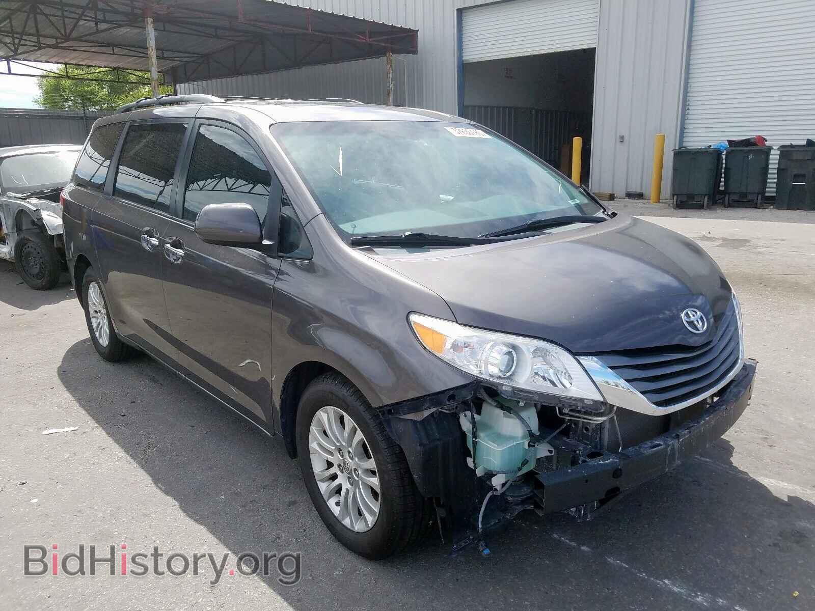 Photo 5TDYK3DC7DS282501 - TOYOTA SIENNA 2013