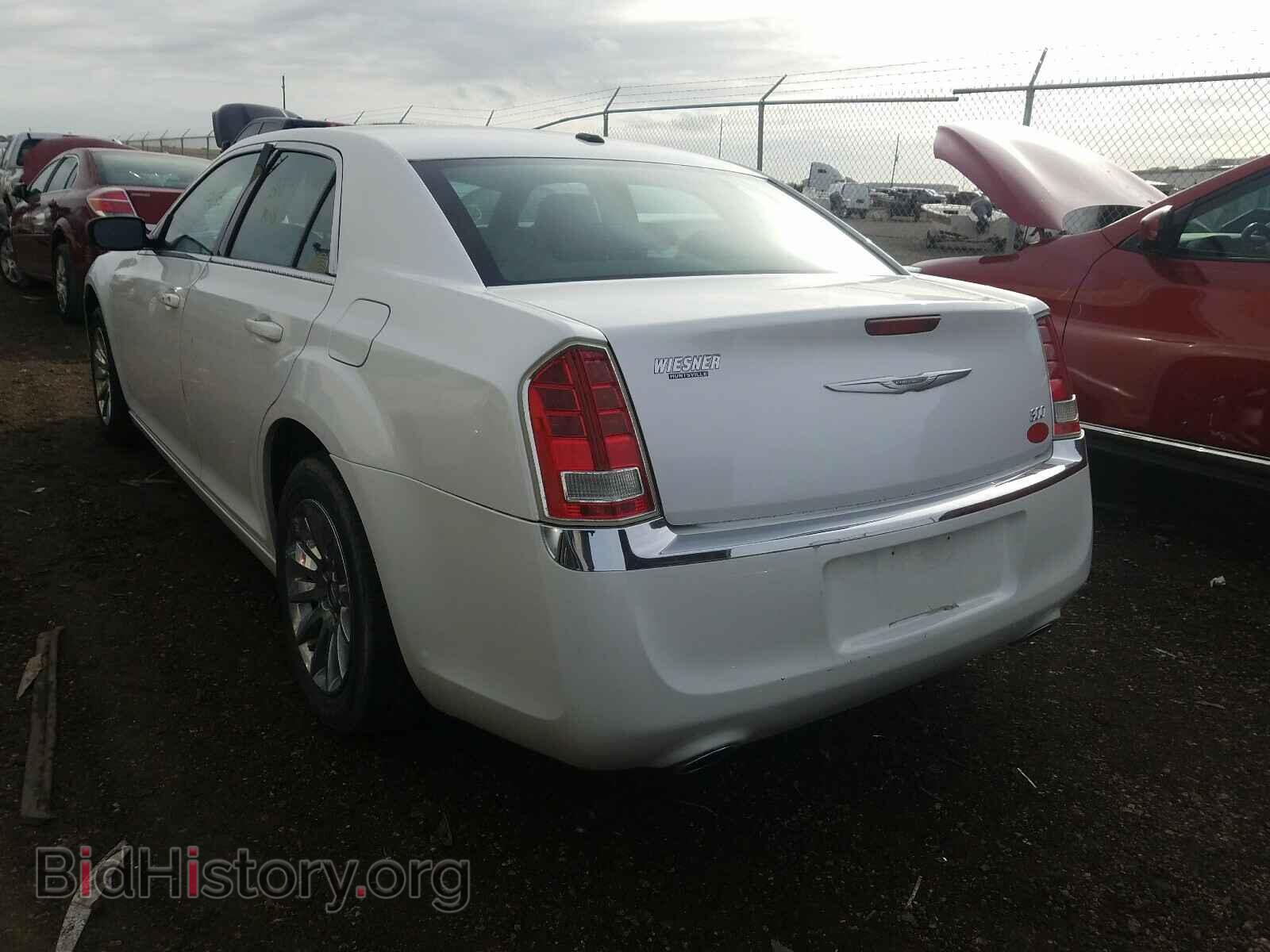 2011 CHRYSLER 300 - VIN: 2C3CA4CG4BH529089 - Фото 3